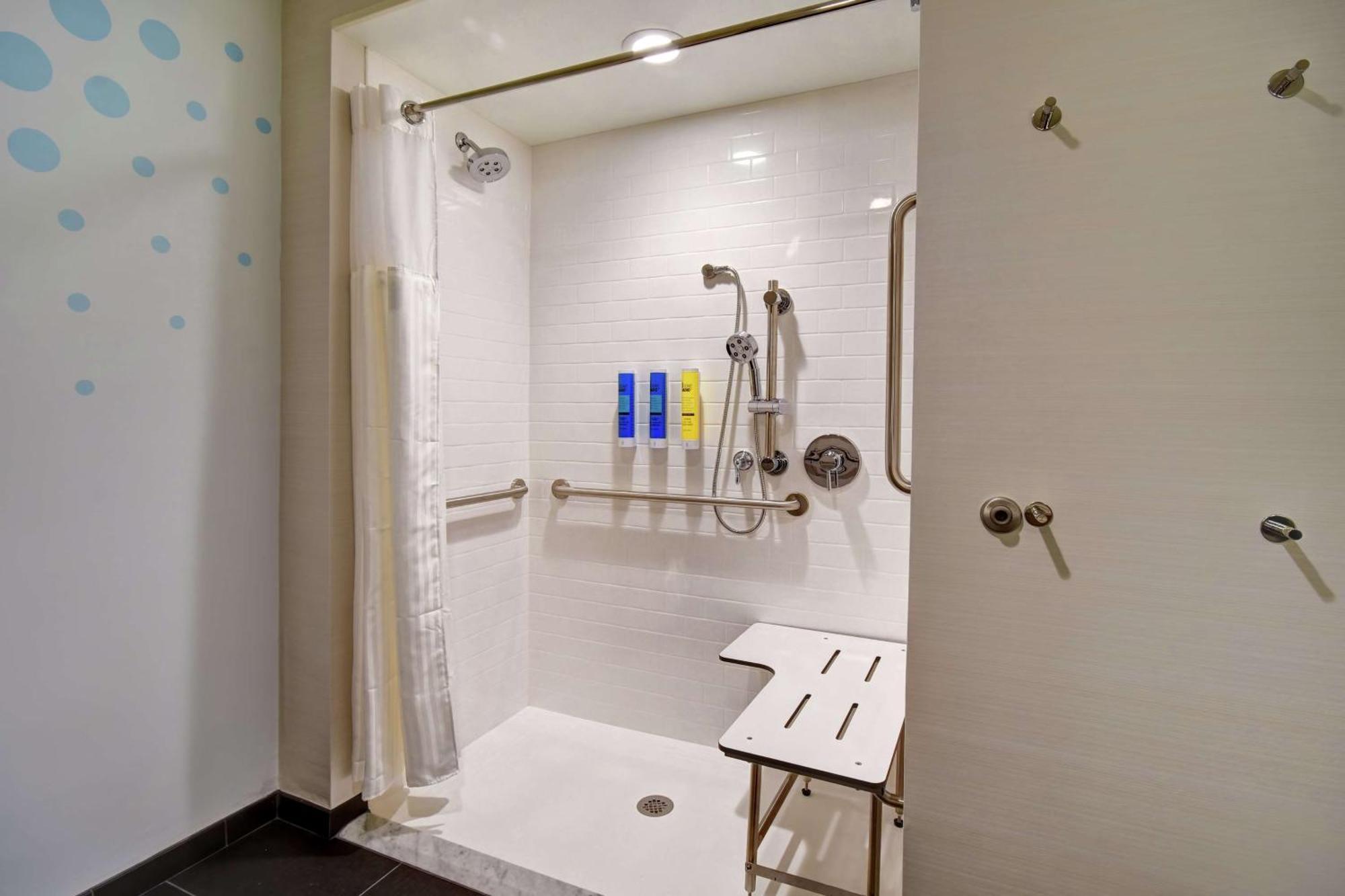 Hotel Tru By Hilton Raleigh Durham Airport Morrisville Esterno foto