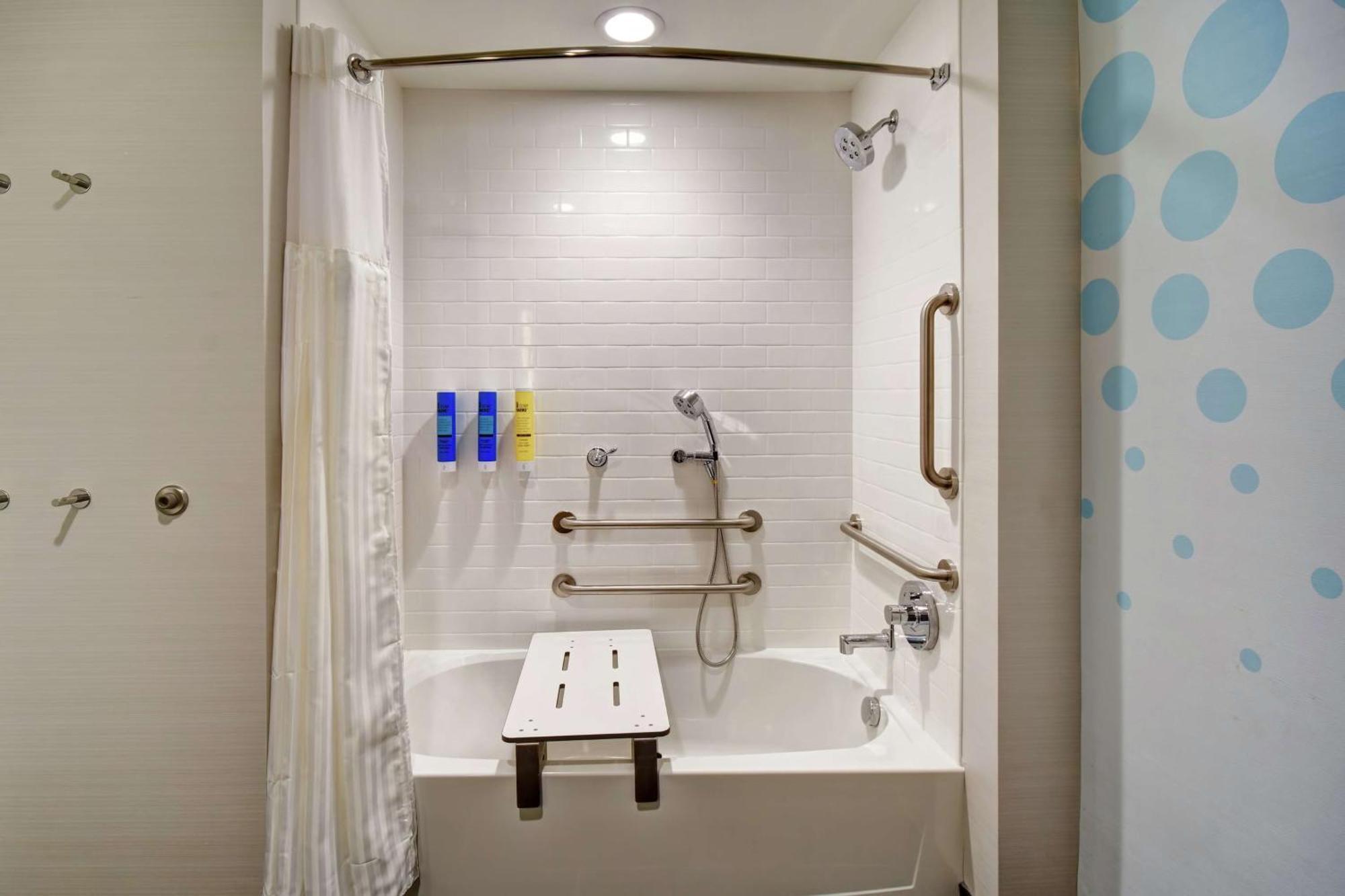Hotel Tru By Hilton Raleigh Durham Airport Morrisville Esterno foto